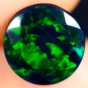 Natural 1.54 Cts Ethiopian Welo Faceted Smoked Opal